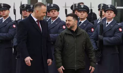 Brussels कीव को €90-बिलियन का लोन देगा। Brussels कीव को €90-बिलियन का लोन देगा।