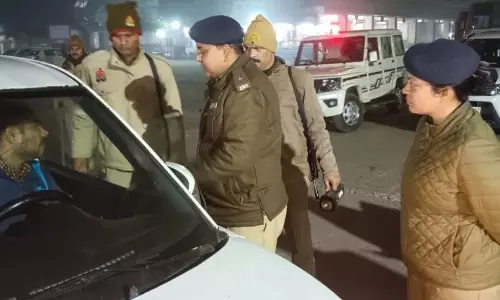 Farrukhabad: आरती सिंह ने रात में किया पुलिस क्रियाकलाप का जायजा