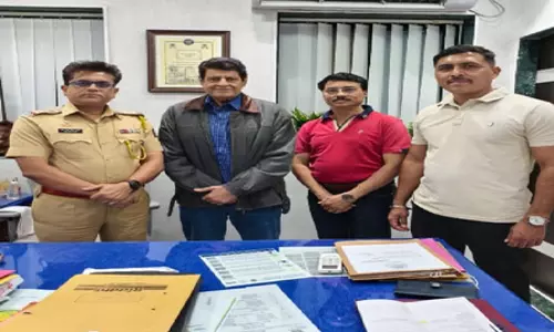 सस्ते ड्राई फ्रूट्स के चक्कर में साइबर ठगी का शिकार हुए एक्टर, खाते से निकले 98 हजार, लेकिन... सस्ते ड्राई फ्रूट्स के चक्कर में साइबर ठगी का शिकार हुए एक्टर, खाते से निकले 98 हजार, लेकिन...