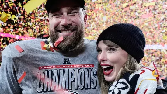 Taylor Swift ने एरास टूर के दौरान 2 ब्रेकअप के बारे में खुलकर बात की Taylor Swift ने एरास टूर के दौरान 2 ब्रेकअप के बारे में खुलकर बात की