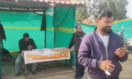 तहसीलदार ने समस्या सुनने के बजाय किसान को धमकाया