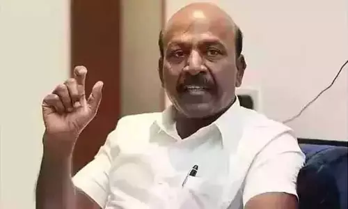 स्वास्थ्य मंत्री ने कहा कि नर्सिंग संकट AIADMK के ज़माने से है, बातचीत के बाद हड़ताल खत्म कर दी गई स्वास्थ्य मंत्री ने कहा कि नर्सिंग संकट AIADMK के ज़माने से है, बातचीत के बाद हड़ताल खत्म कर दी गई