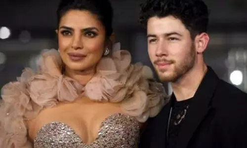 Priyanka Chopra: करवा चौथ पर निक मुझे बादलों के ऊपर ले गए Priyanka Chopra: करवा चौथ पर निक मुझे बादलों के ऊपर ले गए
