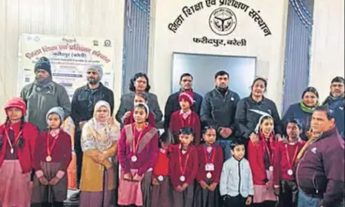 Bareilly: तान्या और तनीशा बनीं स्पेल बी प्रतियोगिता की विजेता Bareilly: तान्या और तनीशा बनीं स्पेल बी प्रतियोगिता की विजेता