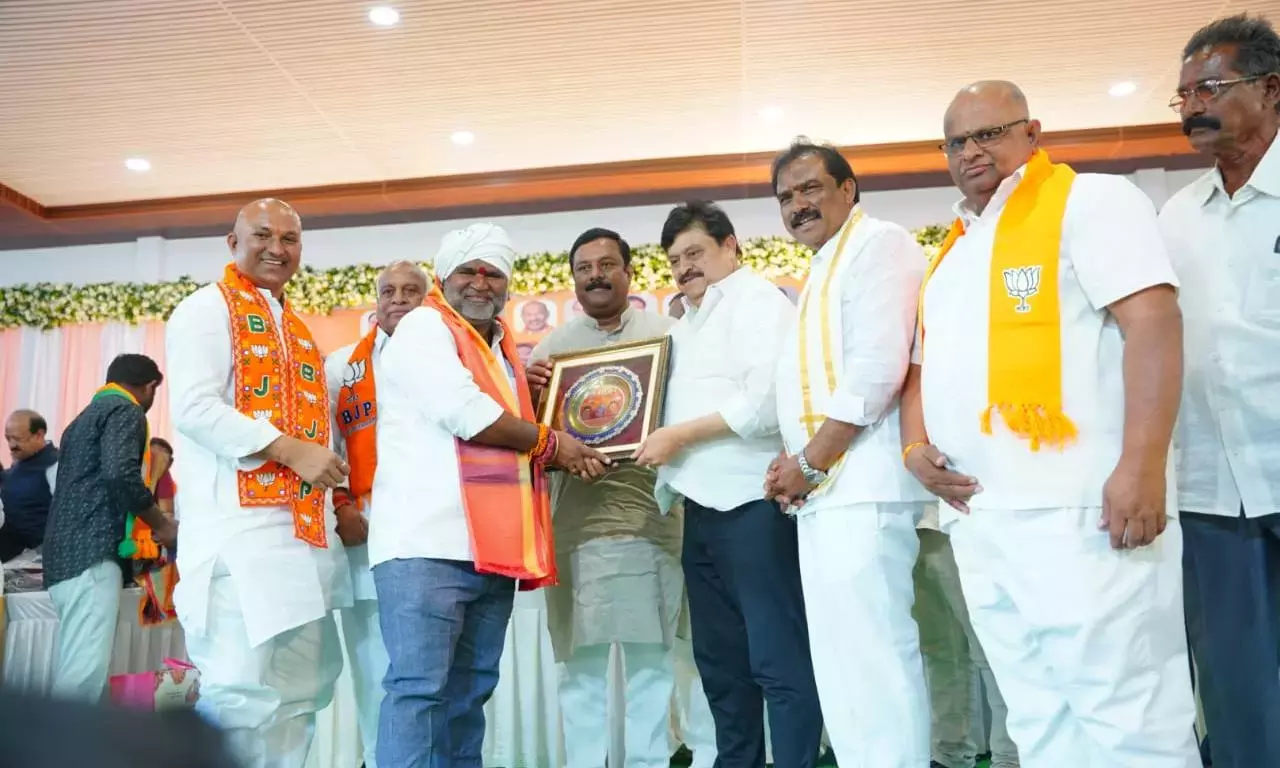 BJP ने निर्मल में चुने गए सरपंचों का सम्मान किया।