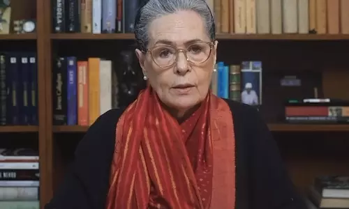 Sonia ने जी राम जी बिल को लेकर मोदी सरकार की नीति की आलोचना की Sonia ने जी राम जी बिल को लेकर मोदी सरकार की नीति की आलोचना की