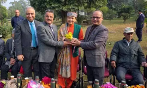 JAMMU: जेयू में 15वां ट्री टॉक स्थापना दिवस मनाया गया JAMMU: जेयू में 15वां ट्री टॉक स्थापना दिवस मनाया गया