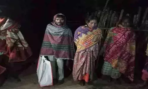 Jharkhand में अस्पताल की लापरवाही, शिशु का शव प्लास्टिक बैग में ले जाना पड़ा