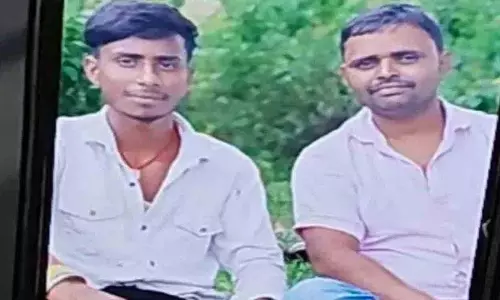 Jharkhand में कॉलेज स्टूडेंट्स को किस करने के लिए मजबूर किया गया और ब्लैकमेल किया गया