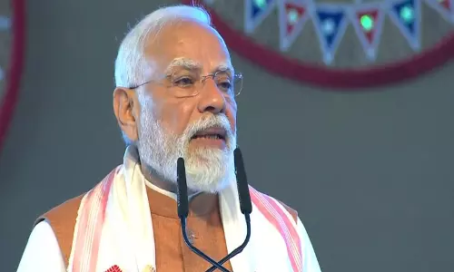PM Modi: असम में दोहरे इंजन वाली सरकार के नेतृत्व में विकास की धारा बह रही