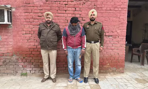 मोगा पुलिस की बड़ी कार्रवाई, 52 हजार की नकली भारतीय मुद्रा और गाड़ी समेत आरोपी गिरफ्तार