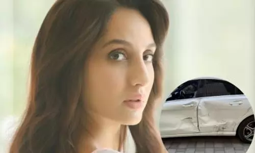 Nora Fatehi की कार को शराबी ड्राइवर ने टक्कर मारी, सिर में लगी चोट Nora Fatehi की कार को शराबी ड्राइवर ने टक्कर मारी, सिर में लगी चोट