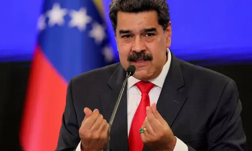 अमेरिका ने मादुरो के परिवार और सहयोगियों पर लगाए प्रतिबंध, Venezuela पर दबाव जारी