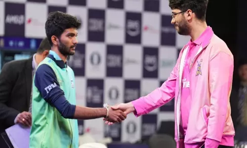 GCL: डी. गुकेश की जीत के बावजूद त्रिवेनी कॉन्टिनेंटल किंग्स शीर्ष पर GCL: डी. गुकेश की जीत के बावजूद त्रिवेनी कॉन्टिनेंटल किंग्स शीर्ष पर