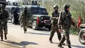 Rajouri: आतंकियों का ठिकाना ध्वस्त, विस्फोटक और हथियार बरामद Rajouri: आतंकियों का ठिकाना ध्वस्त, विस्फोटक और हथियार बरामद