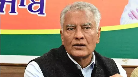 Sunil Jakhar चुनावों में गैंगस्टर द्वारा AAP की मदद के आरोपों की जांच की मांग की Sunil Jakhar चुनावों में गैंगस्टर द्वारा AAP की मदद के आरोपों की जांच की मांग की