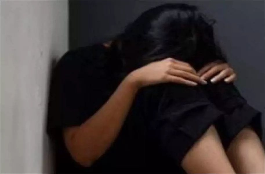 Bahraich:मदरसे में 14 वर्षीय एक छात्रा से दुष्कर्म Bahraich:मदरसे में 14 वर्षीय एक छात्रा से दुष्कर्म