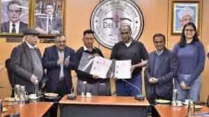 DTU, बजाज ऑटो स्किल डेवलपमेंट को बेहतर बनाने के लिए ट्रेनिंग सेंटर स्थापित करेंगे। DTU, बजाज ऑटो स्किल डेवलपमेंट को बेहतर बनाने के लिए ट्रेनिंग सेंटर स्थापित करेंगे।