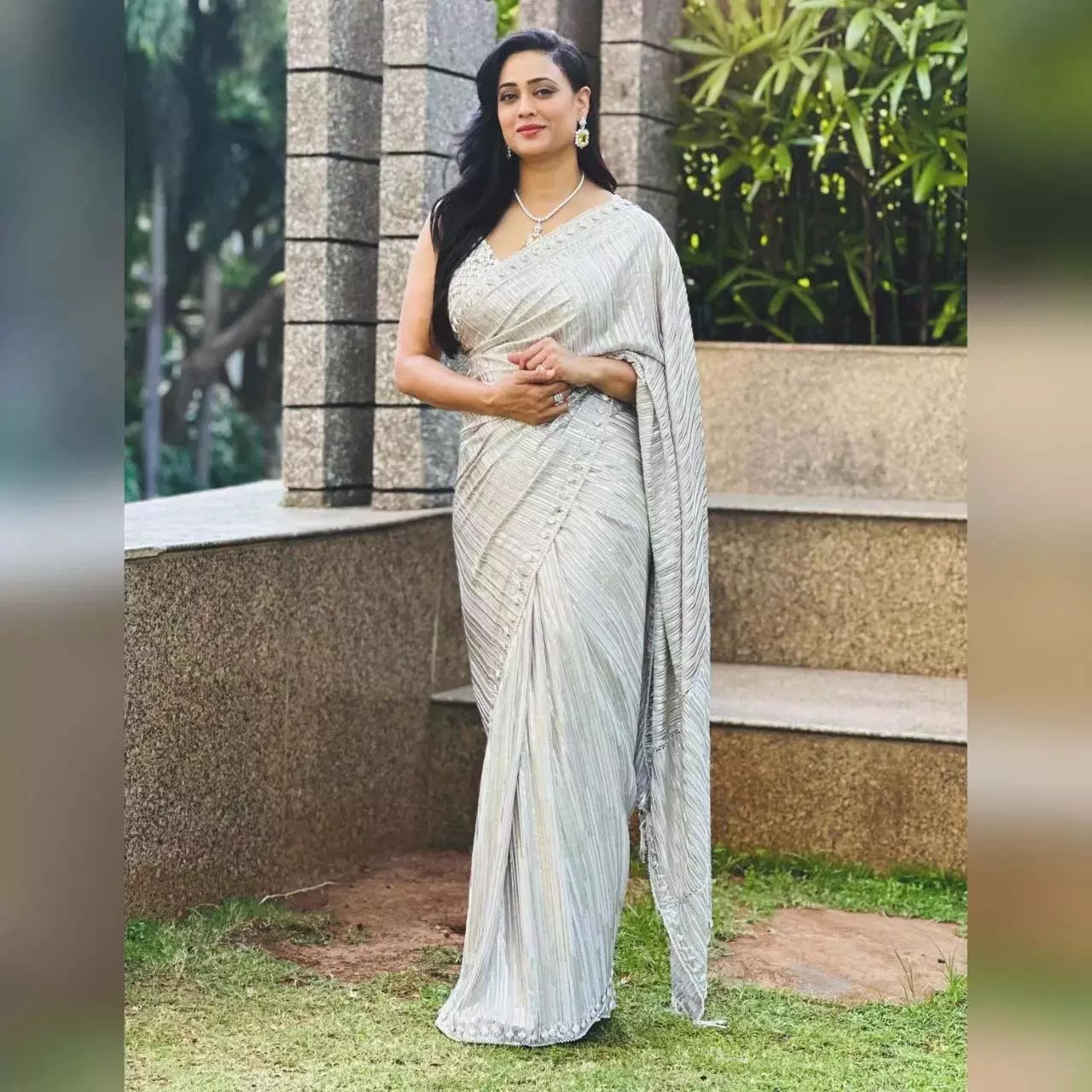 World Saree Day: 45 साल की उम्र में 25 का फैशन, श्वेता तिवारी के 5 साड़ी लुक्स World Saree Day: 45 साल की उम्र में 25 का फैशन, श्वेता तिवारी के 5 साड़ी लुक्स