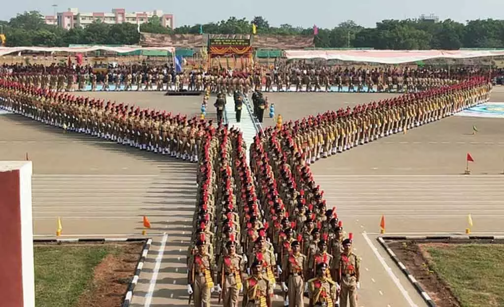 Tamil Nadu : भारत-तिब्बती सुरक्षा बल के जवानों ने ट्रेनिंग पूरी की Tamil Nadu : भारत-तिब्बती सुरक्षा बल के जवानों ने ट्रेनिंग पूरी की