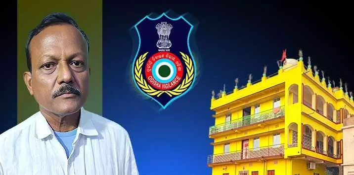 आय से अधिक संपत्ति का मामला, Jagatsinghpur में वन रेंज अधिकारी की संपत्तियों पर विजिलेंस की छापेमारी आय से अधिक संपत्ति का मामला, Jagatsinghpur में वन रेंज अधिकारी की संपत्तियों पर विजिलेंस की छापेमारी