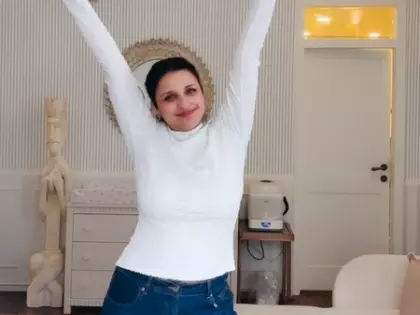 नई मातृत्व यात्रा में Parineeti Chopra को हैं पोस्टपार्टम लक्षण नई मातृत्व यात्रा में Parineeti Chopra को हैं पोस्टपार्टम लक्षण