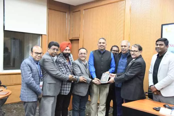 IIM में नर्चरिंग फ्यूचर लीडरशिप प्रोग्राम का 14वां बैच संपन्न हुआ IIM में नर्चरिंग फ्यूचर लीडरशिप प्रोग्राम का 14वां बैच संपन्न हुआ