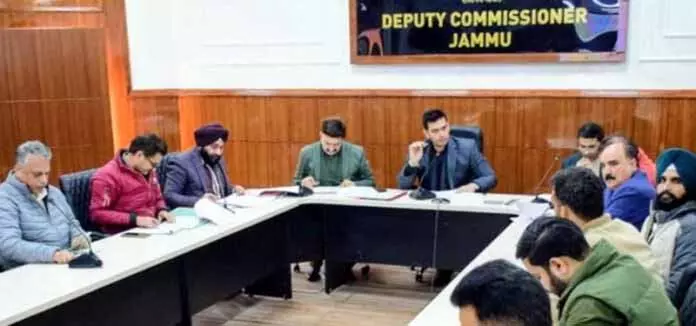 DC Jammu ने जिला कैपेक्स 2025-26 के कामों की प्रगति की समीक्षा की DC Jammu ने जिला कैपेक्स 2025-26 के कामों की प्रगति की समीक्षा की