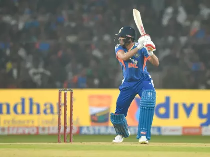 Gavaskar ने कहा: गिल को टीम से बाहर करना हैरानी की बात Gavaskar ने कहा: गिल को टीम से बाहर करना हैरानी की बात