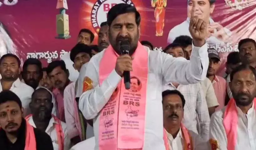 पूर्व मंत्री Jagadish Reddy ने राजनीतिक विभाजन की आलोचना की पूर्व मंत्री Jagadish Reddy ने राजनीतिक विभाजन की आलोचना की