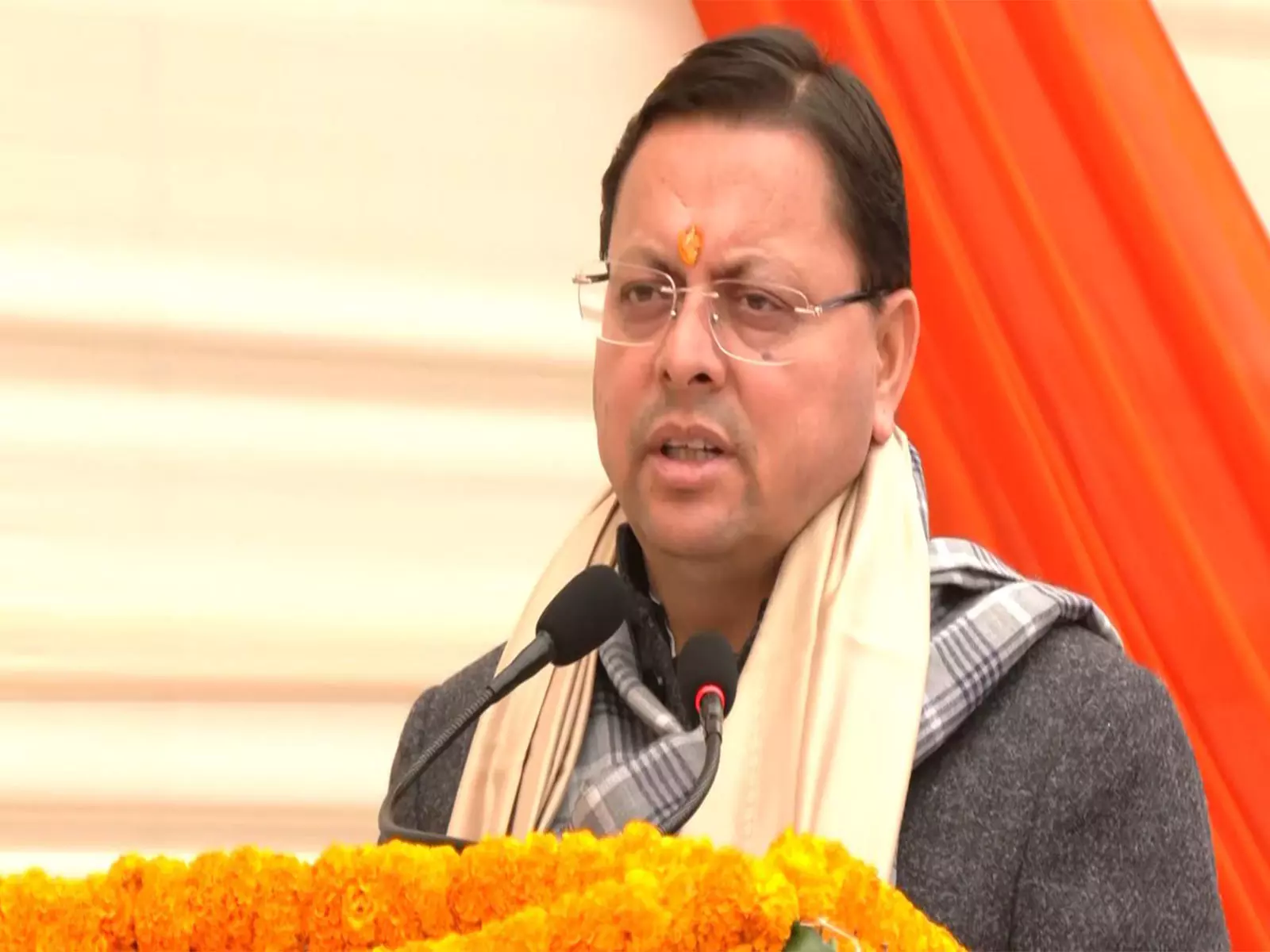 पुष्कर सिंह धामी Haridwar में एक स्वरोजगार कार्यक्रम में शामिल हुए पुष्कर सिंह धामी Haridwar में एक स्वरोजगार कार्यक्रम में शामिल हुए