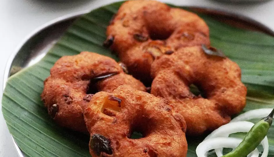 Bread Vada: लजीज डिश की सब करते रह जाएंगे तारीफ Bread Vada: लजीज डिश की सब करते रह जाएंगे तारीफ