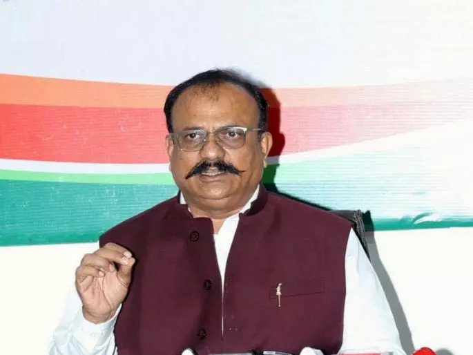 नगरपालिका चुनावों में कांग्रेस भ्रष्ट महागठबंधन से लड़ रही है: Harshvardhan Sapkal नगरपालिका चुनावों में कांग्रेस भ्रष्ट महागठबंधन से लड़ रही है: Harshvardhan Sapkal
