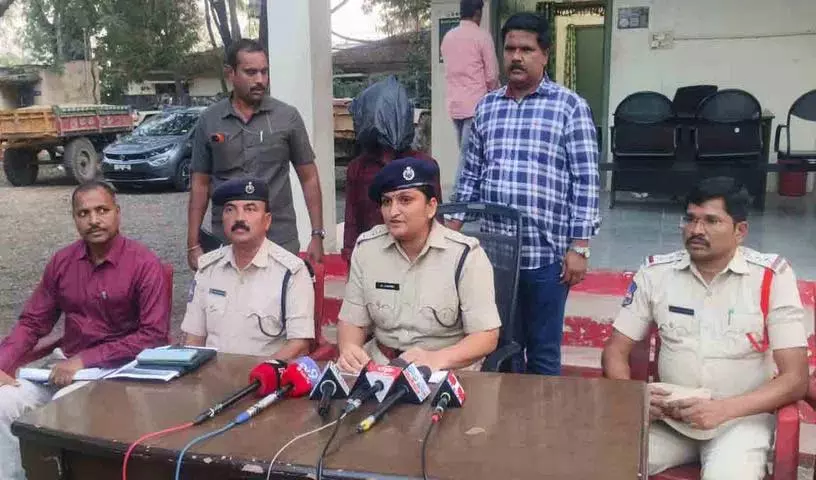 मूसपेट घटना में आरोपी गिरफ्तार: SP D. Janaki मूसपेट घटना में आरोपी गिरफ्तार: SP D. Janaki