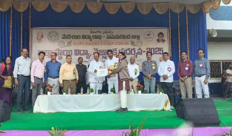 छात्रों में रचनात्मक शक्ति विकसित करने के लिए Science मेले छात्रों में रचनात्मक शक्ति विकसित करने के लिए Science मेले