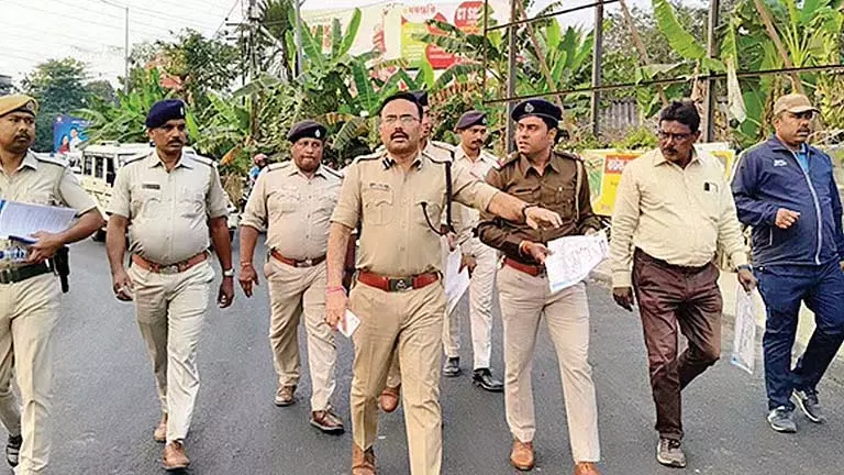 Bangladesh में तनावपूर्ण स्थिति, सुंदरबन सीमा पर निगरानी बढ़ाई गई Bangladesh में तनावपूर्ण स्थिति, सुंदरबन सीमा पर निगरानी बढ़ाई गई