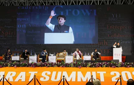पीएम मोदी के नेतृत्व में भारत में बदली विकास की परिभाषा, युवा उद्यमी ही बनाएंगे न्यू इंडिया: ज्योतिरादित्य सिंधिया पीएम मोदी के नेतृत्व में भारत में बदली विकास की परिभाषा, युवा उद्यमी ही बनाएंगे न्यू इंडिया: ज्योतिरादित्य सिंधिया