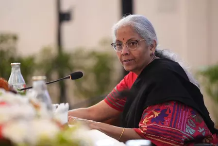 वित्त मंत्री निर्मला सीतारमण ने डिजिटल टूल्स के इस्तेमाल पर की चर्चा वित्त मंत्री निर्मला सीतारमण ने डिजिटल टूल्स के इस्तेमाल पर की चर्चा