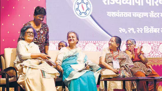 संविधान पीढ़ियों, आंदोलनों और अदालतों को बांधता है : Indira Jaising