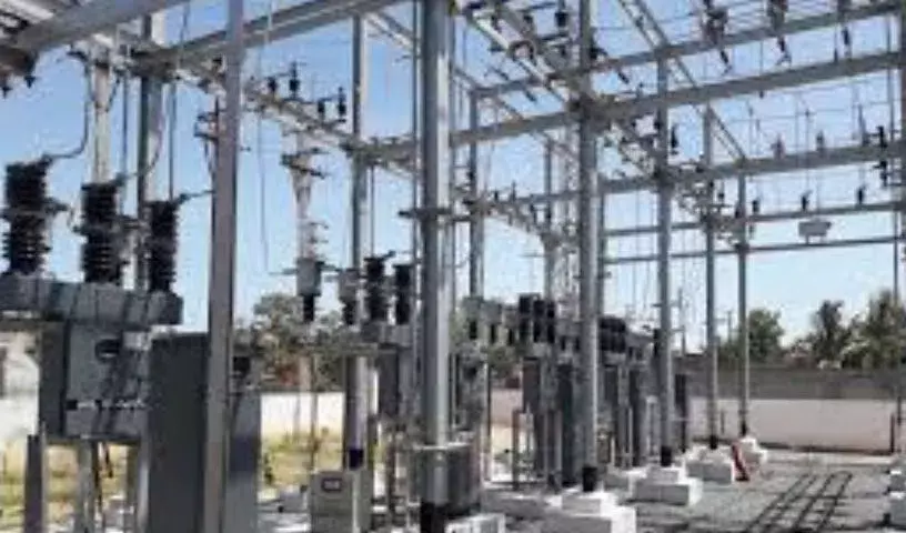 Discom ने ओपन एक्सेस उपभोक्ताओं पर सरचार्ज के लिए ERC से मंज़ूरी मांगी है