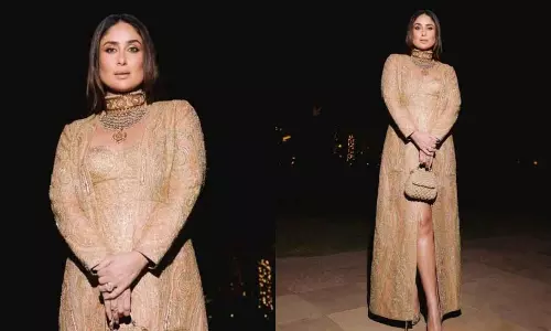 Christmas Party Outfit Ideas: इस तरह के आउटफिट में मिलेगा स्टाइलिश लुक Christmas Party Outfit Ideas: इस तरह के आउटफिट में मिलेगा स्टाइलिश लुक