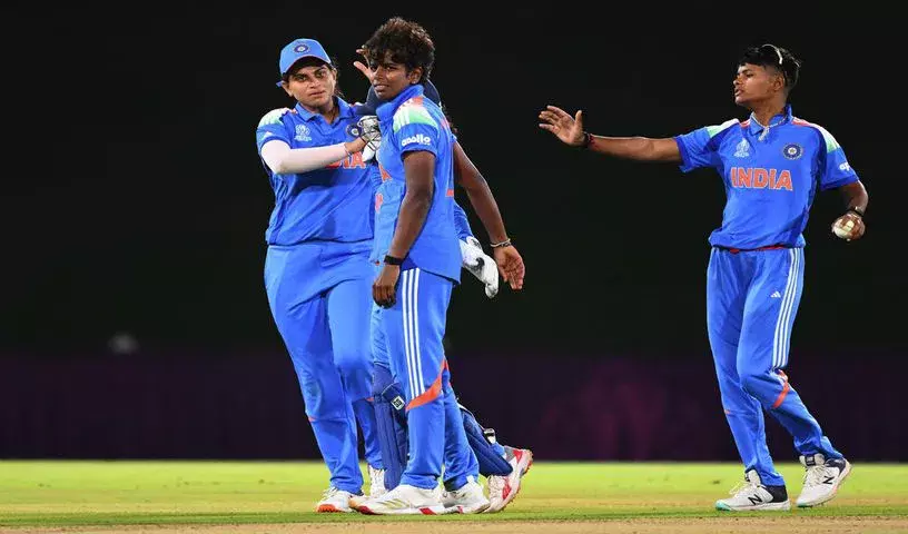 India ने युवा प्रतिभाओं पर ध्यान देते हुए श्रीलंका के खिलाफ महिला T20I सीरीज़ शुरू की India ने युवा प्रतिभाओं पर ध्यान देते हुए श्रीलंका के खिलाफ महिला T20I सीरीज़ शुरू की