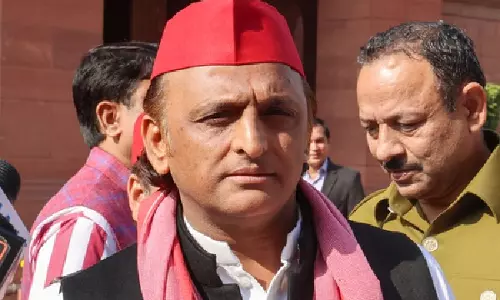 JDU बोली– हार के डर से SP कर रही है निराधार बयानबाज़ी JDU बोली– हार के डर से SP कर रही है निराधार बयानबाज़ी