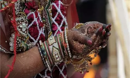Bijnor  : कार और 10 लाख न मिले तो बहू को उतारा मौत के घाट