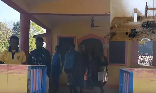 शीतला मंदिर में आगजनी, ग्रामीणों में आक्रोश