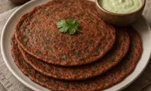 Ragi Mooli Chilla: कम सामग्री में तैयार करें टेस्टी रागी मूली चीला Ragi Mooli Chilla: कम सामग्री में तैयार करें टेस्टी रागी मूली चीला