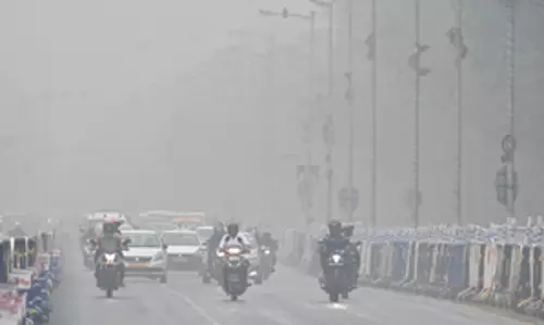 न्यूनतम तापमान गिरने से MeT ऑफिस ने पूरे बंगाल में कोहरे का अलर्ट जारी किया न्यूनतम तापमान गिरने से MeT ऑफिस ने पूरे बंगाल में कोहरे का अलर्ट जारी किया