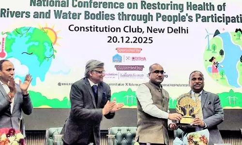 प्रोफेसर Dinabandhu Sahu को नेचर केयर अवार्ड 2025 से सम्मानित किया गया