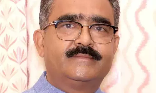 कांगड़ा वैली कार्निवल के लिए व्यापारियों से फंड इकट्ठा करना अनैतिक है: Bikram Thakur कांगड़ा वैली कार्निवल के लिए व्यापारियों से फंड इकट्ठा करना अनैतिक है: Bikram Thakur