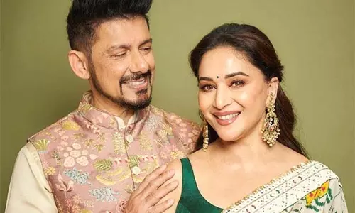 Madhuri Dixit ने याद किया कि कैसे उनकी माँ ने उनके पति को खाना बनाना सिखाया Madhuri Dixit ने याद किया कि कैसे उनकी माँ ने उनके पति को खाना बनाना सिखाया